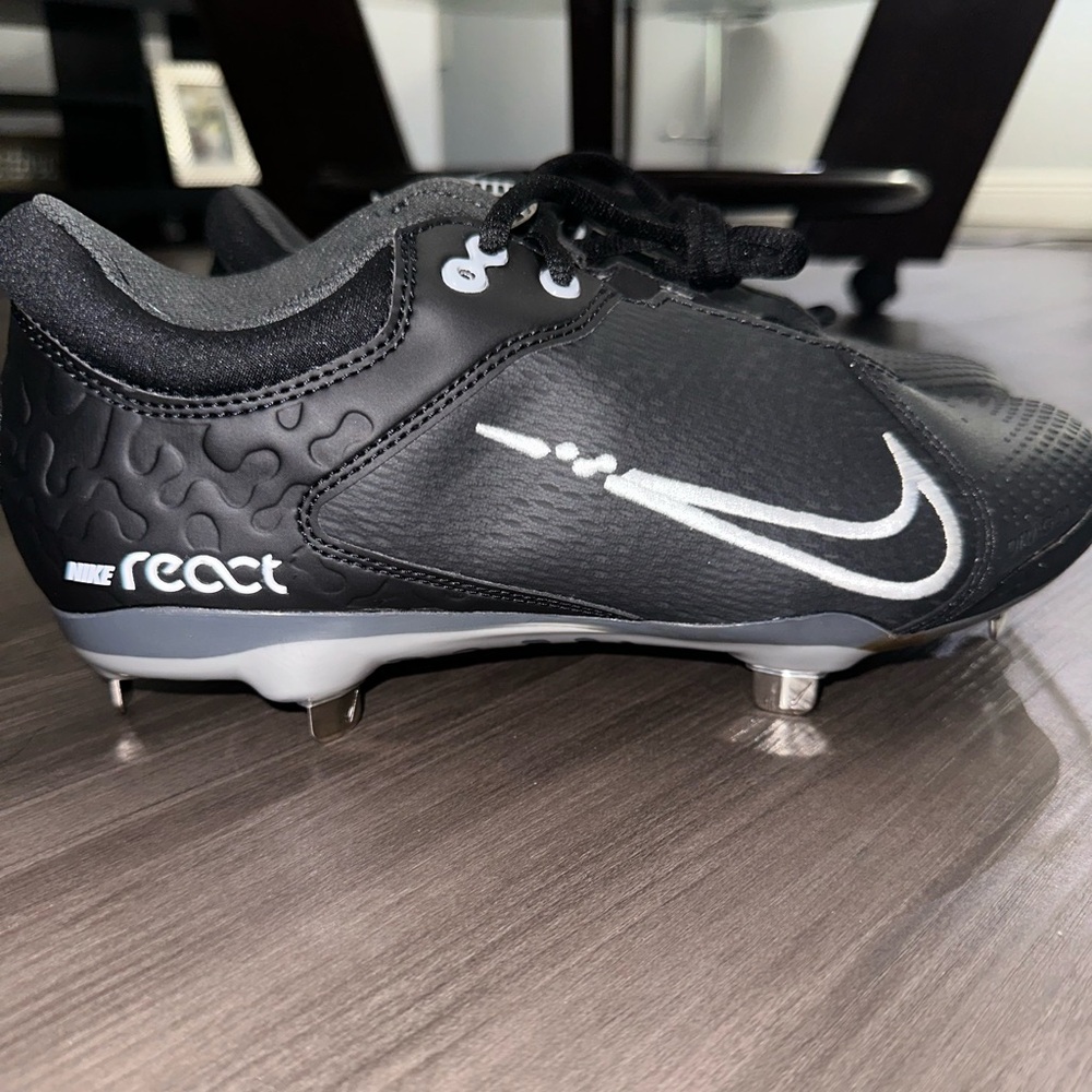 Nike Hyperdiamond 4 Elite